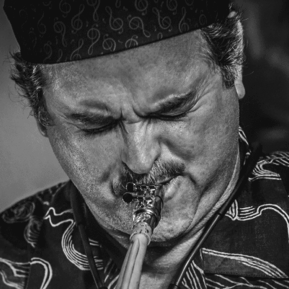Yves Bajulaz alto sax live in Fechy